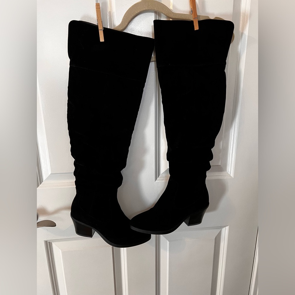 JustFab Black Over the Knee Boots - Picture 2 of 5